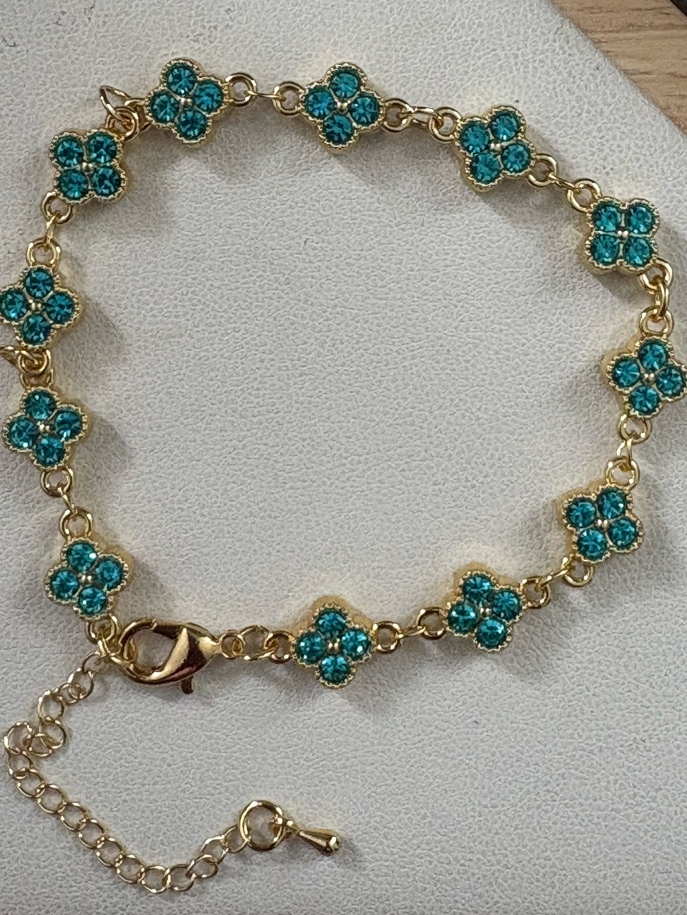 Ocean 🌊 Blue 14K GP Clover Bracelet.